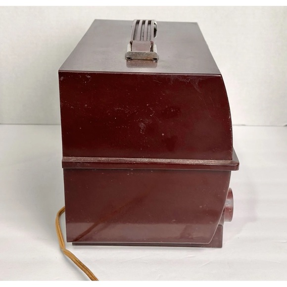 Host Pick VINTAGE BAKELITE ZENITH VACUUM TUBE RADIO Original Plug. Art Deco - Picture 6 of 13